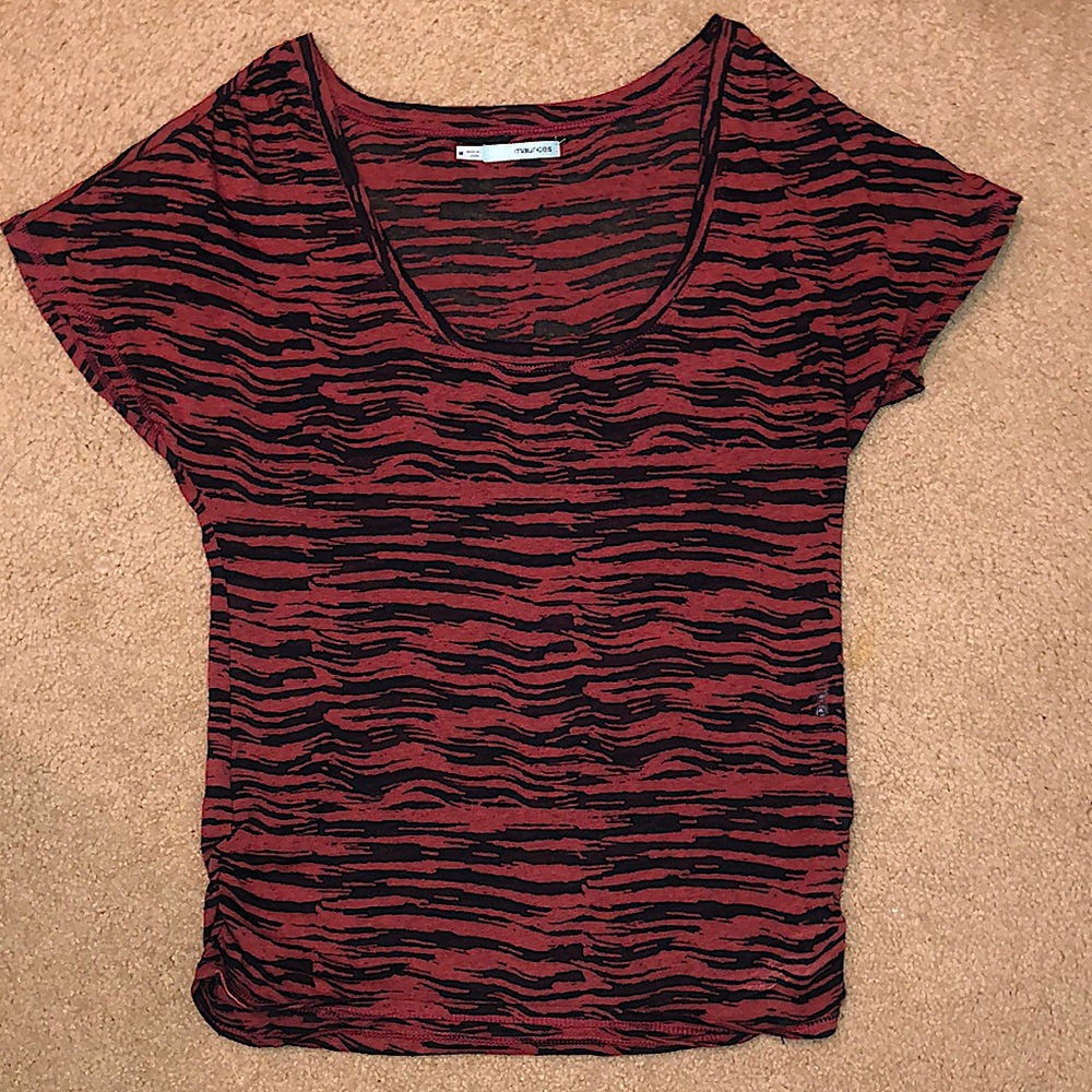 Maurice’s Woman’s Size Medium Top